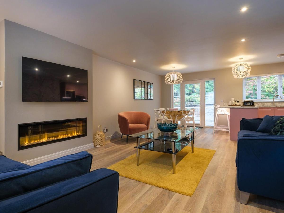 The Neon Rose Villa Bowness-on-Windermere Dış mekan fotoğraf